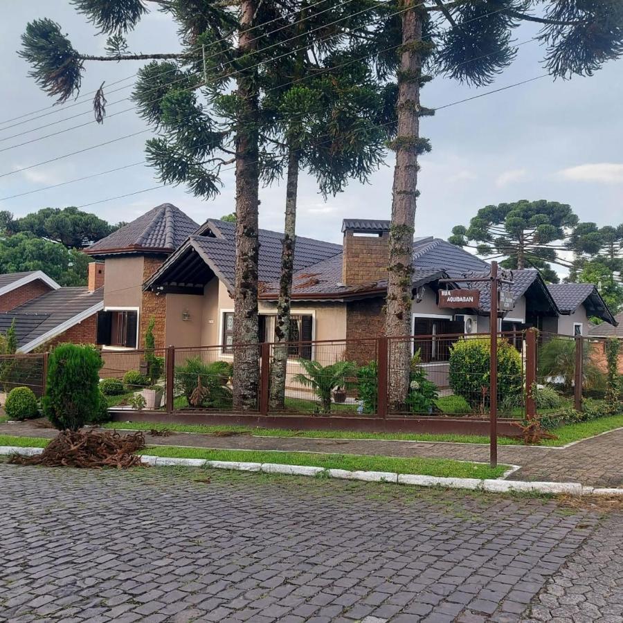 מלון קנלה Residencial Pine House מראה חיצוני תמונה